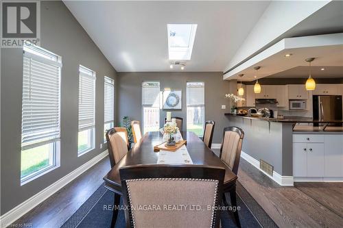 3829 Northwood Drive, Niagara Falls, ON - Indoor Photo Showing Dining Room