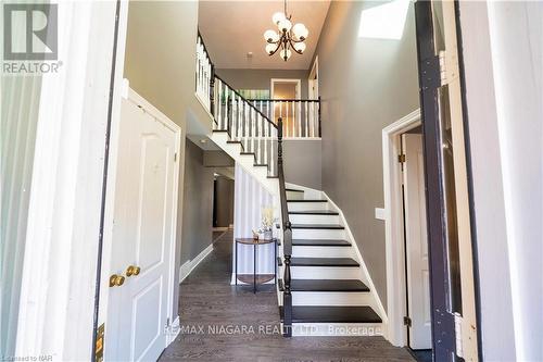 3829 Northwood Drive, Niagara Falls, ON - Indoor Photo Showing Other Room