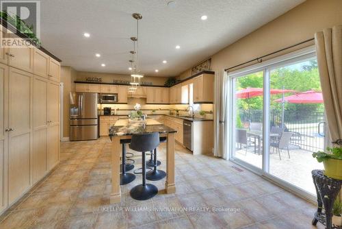 25 John Ross Court, Wilmot, ON - Indoor Photo Showing Kitchen