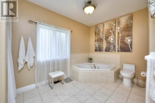 25 John Ross Court, Wilmot, ON - Indoor Photo Showing Bathroom