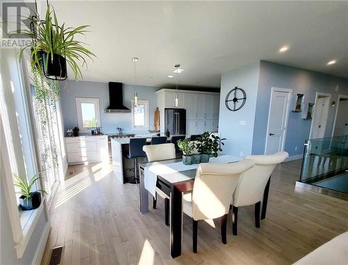 162 Conner Drive, Gananoque, ON - Indoor Photo Showing Dining Room