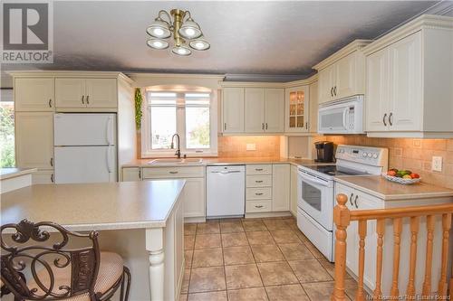 996 Saint-Joseph Boulevard, Saint-Léolin, NB - Indoor Photo Showing Kitchen