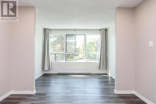 305-600 Grenfell Drive, London, ON - Indoor Photo Showing Other Room