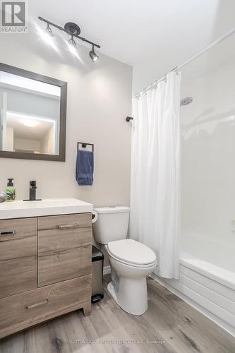 305-600 Grenfell Drive, London, ON - Indoor Photo Showing Bathroom