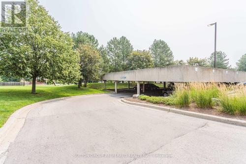 305-600 Grenfell Drive, London, ON - Outdoor