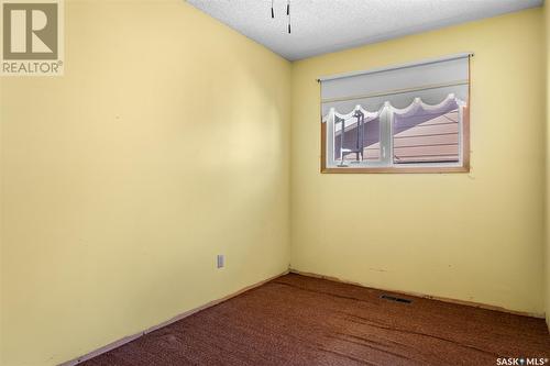 1106 Hastings Street, Moose Jaw, SK - Indoor Photo Showing Other Room