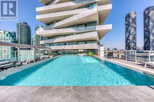 816 - 15 Queens Quay E, Toronto (Waterfront Communities), ON - Outdoor With In Ground Pool With Balcony