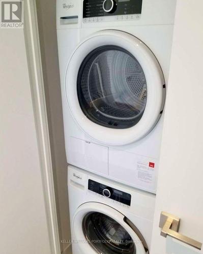 706 - 89 Mcgill Street, Toronto (Church-Yonge Corridor), ON - Indoor Photo Showing Laundry Room