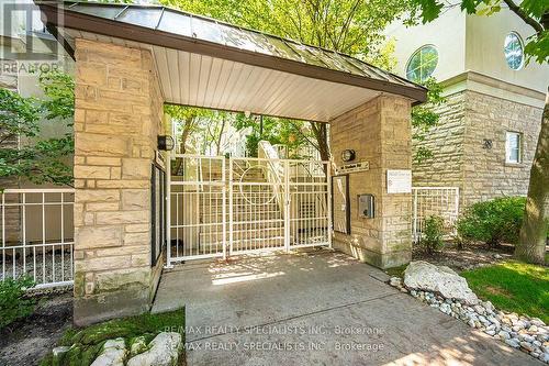 662 - 38 Stadium Road, Toronto, ON - Outdoor