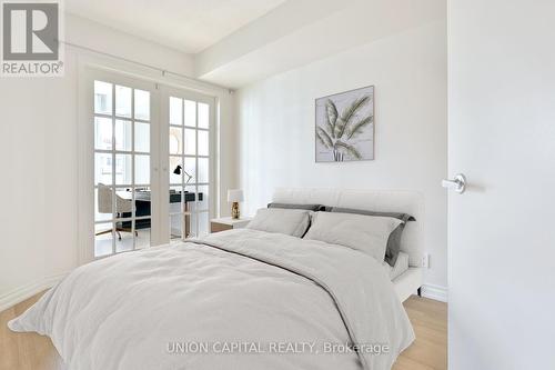 907 - 373 Front Street W, Toronto (Waterfront Communities), ON - Indoor Photo Showing Bedroom