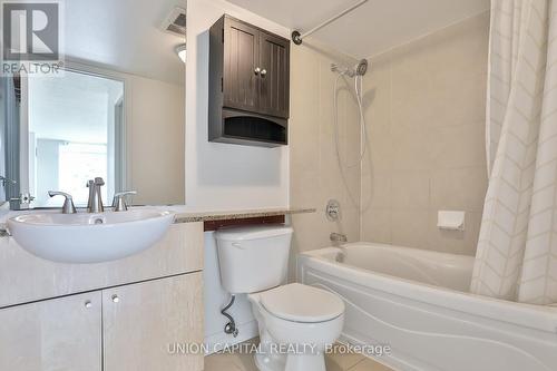 907 - 373 Front Street W, Toronto (Waterfront Communities), ON - Indoor Photo Showing Bathroom