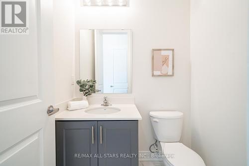 48 Joiner Circle, Whitchurch-Stouffville (Ballantrae), ON - Indoor Photo Showing Bathroom