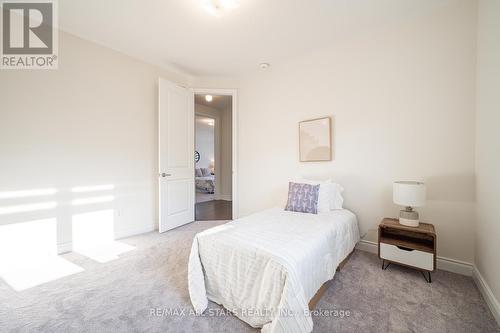 48 Joiner Circle, Whitchurch-Stouffville (Ballantrae), ON - Indoor Photo Showing Bedroom