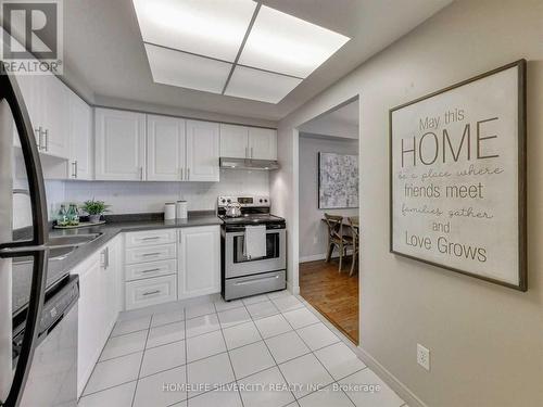 602 - 135 Hillcrest Avenue, Mississauga, ON - Indoor Photo Showing Kitchen With Stainless Steel Kitchen With Upgraded Kitchen