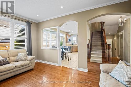 17 Hawkridge Trail, Brampton, ON - Indoor Photo Showing Living Room