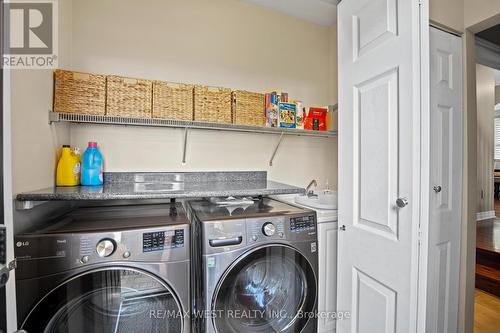 17 Hawkridge Trail, Brampton, ON - Indoor Photo Showing Laundry Room