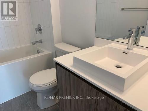 105 - 251 Manitoba Avenue, Toronto, ON - Indoor Photo Showing Bathroom