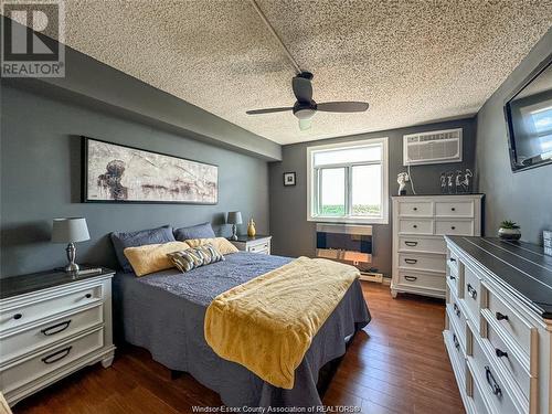 9099 Riverside Unit# 1320, Windsor, ON - Indoor Photo Showing Bedroom