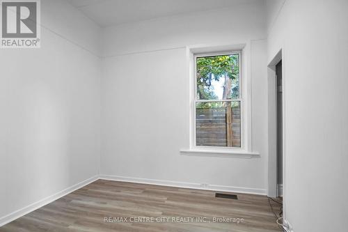 111 Chesley Avenue, London, ON - Indoor Photo Showing Other Room