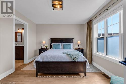 34 - 46 Fairway Lane, Saugeen Shores, ON - Indoor Photo Showing Bedroom