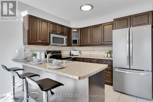 35 Courvier Crescent, Clarington (Bowmanville), ON - Indoor Photo Showing Kitchen