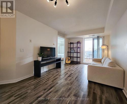 3215 - 4978 Yonge Street, Toronto, ON - Indoor Photo Showing Living Room