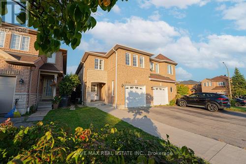 1014 Foxglove Place, Mississauga (East Credit), ON - Outdoor With Facade