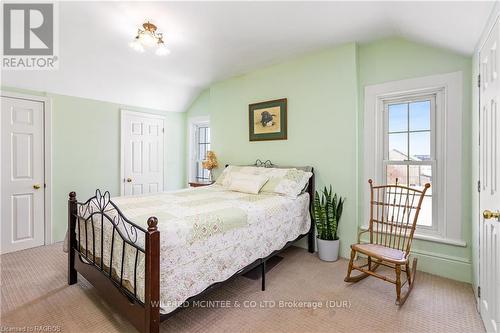 383318 Concession Road 4, West Grey, ON - Indoor Photo Showing Bedroom