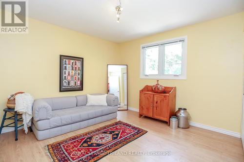 77 Monmore Road, London, ON - Indoor Photo Showing Living Room