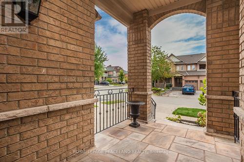 61 Grand Oak Drive, Richmond Hill, ON - Outdoor With Exterior