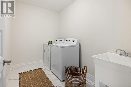 739 Brownstone Drive, Lakeshore, ON - Indoor Photo Showing Laundry Room