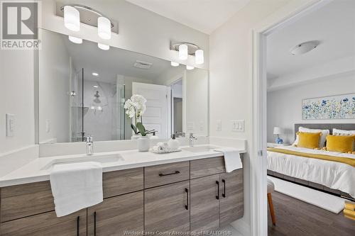 739 Brownstone Drive, Lakeshore, ON - Indoor Photo Showing Bathroom