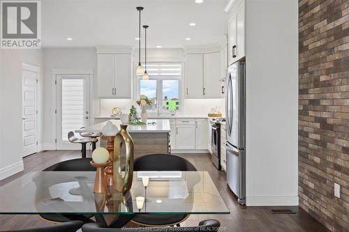 739 Brownstone Drive, Lakeshore, ON - Indoor Photo Showing Kitchen With Upgraded Kitchen