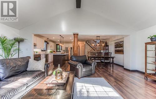 242 Huck Crescent, Kitchener, ON - Indoor Photo Showing Living Room