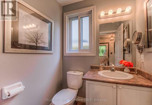 242 Huck Crescent, Kitchener, ON - Indoor Photo Showing Bathroom