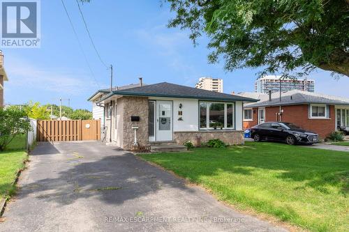 63 Honeywell Drive, Hamilton, ON - Outdoor