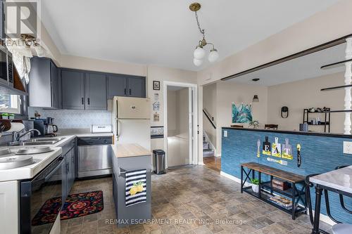 63 Honeywell Drive, Hamilton, ON - Indoor Photo Showing Kitchen With Double Sink