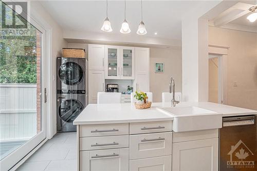 28 Grove Avenue, Ottawa, ON - Indoor Photo Showing Kitchen