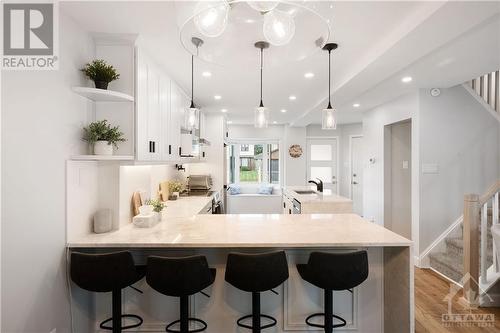 16 Tyrrell Place, Ottawa, ON - Indoor Photo Showing Kitchen With Upgraded Kitchen