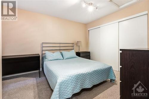 420 Nepean Street Unit#E, Ottawa, ON - Indoor Photo Showing Bedroom