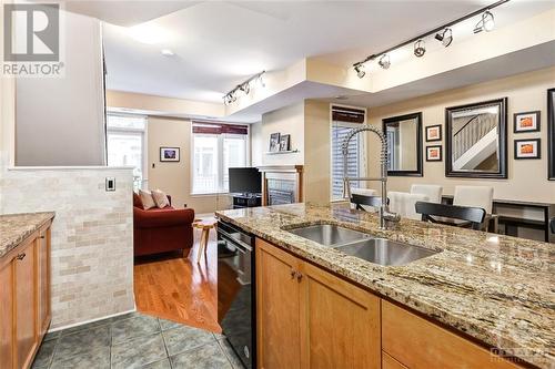 420 Nepean Street Unit#E, Ottawa, ON - Indoor Photo Showing Kitchen With Double Sink