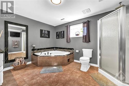 10551 Maurice Street, Mountain, ON - Indoor Photo Showing Bathroom