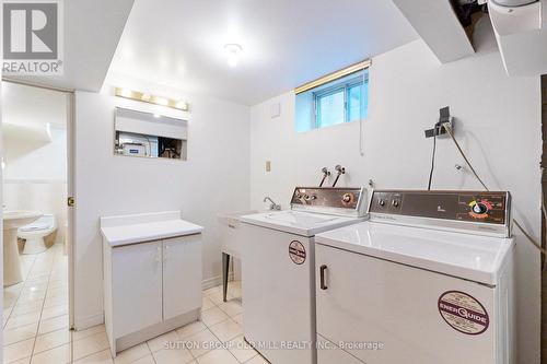 60 Ridgemount Road, Toronto, ON - Indoor Photo Showing Laundry Room