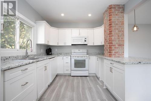 295 Gillies St, Sault Ste. Marie, ON - Indoor Photo Showing Kitchen