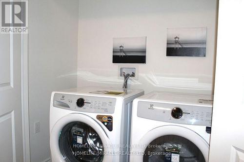 94 Bermondsey Way, Brampton, ON - Indoor Photo Showing Laundry Room