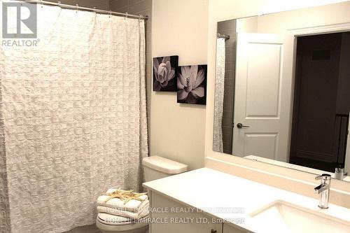 94 Bermondsey Way, Brampton, ON - Indoor Photo Showing Bathroom