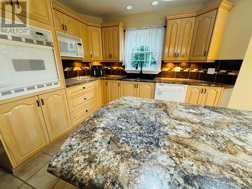 35 Thomas Street, Grand Falls- Windsor, NL - Indoor Photo Showing Kitchen