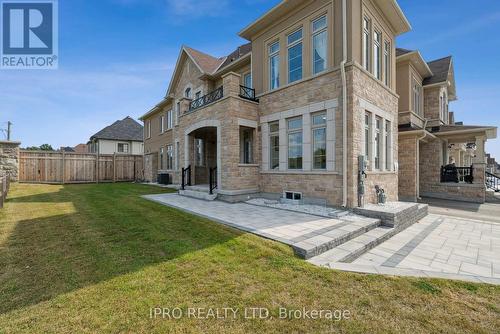 42 Prunella Crescent, East Gwillimbury (Holland Landing), ON - Outdoor