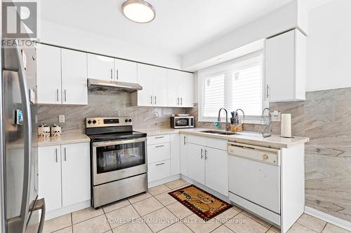 78 Mount Ranier Crescent, Brampton, ON - Indoor Photo Showing Kitchen With Double Sink