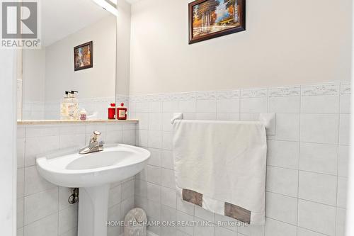 78 Mount Ranier Crescent, Brampton, ON - Indoor Photo Showing Bathroom